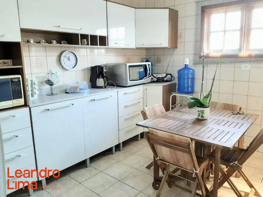 Foto 8 de Casa com 3 quartos à venda, 132m2 em Parque Continental II, Guarulhos - SP