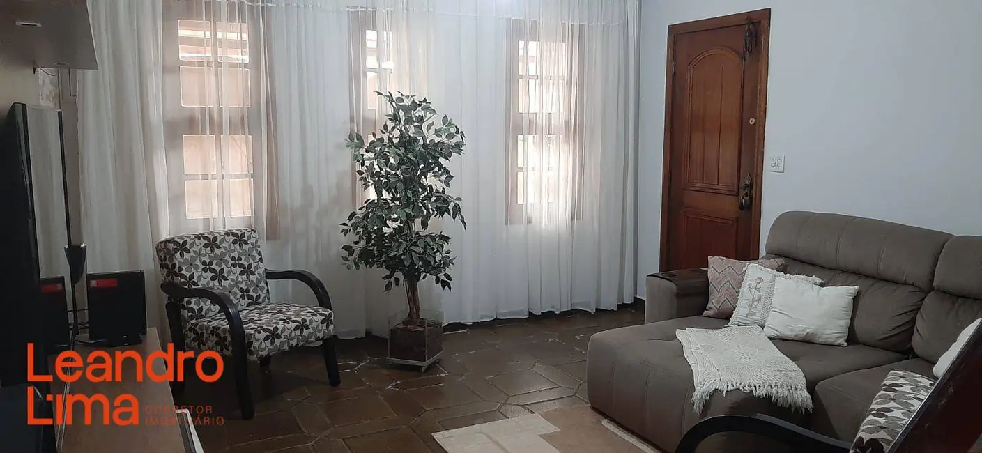 Foto 4 de Casa com 3 quartos à venda, 132m2 em Parque Continental II, Guarulhos - SP