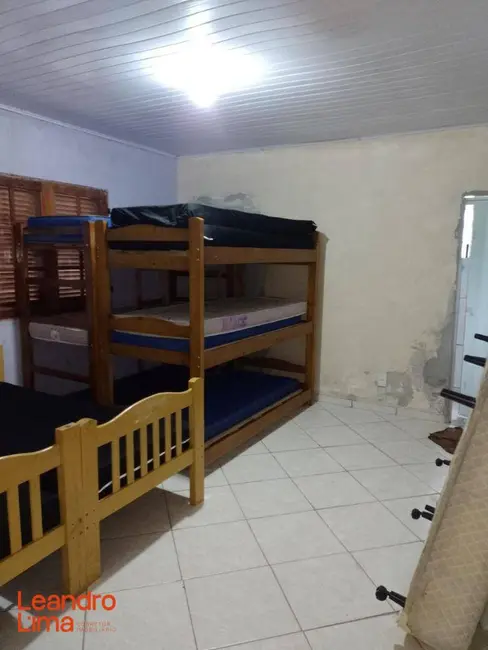 Chácara com 1 quarto à venda, 3500m2 em Jardim São João, Guarulhos - SP - imagem 9 Foto 9 de Chácara com 1 quarto à venda, 3500m2 em Jardim São João, Guarulhos - SP