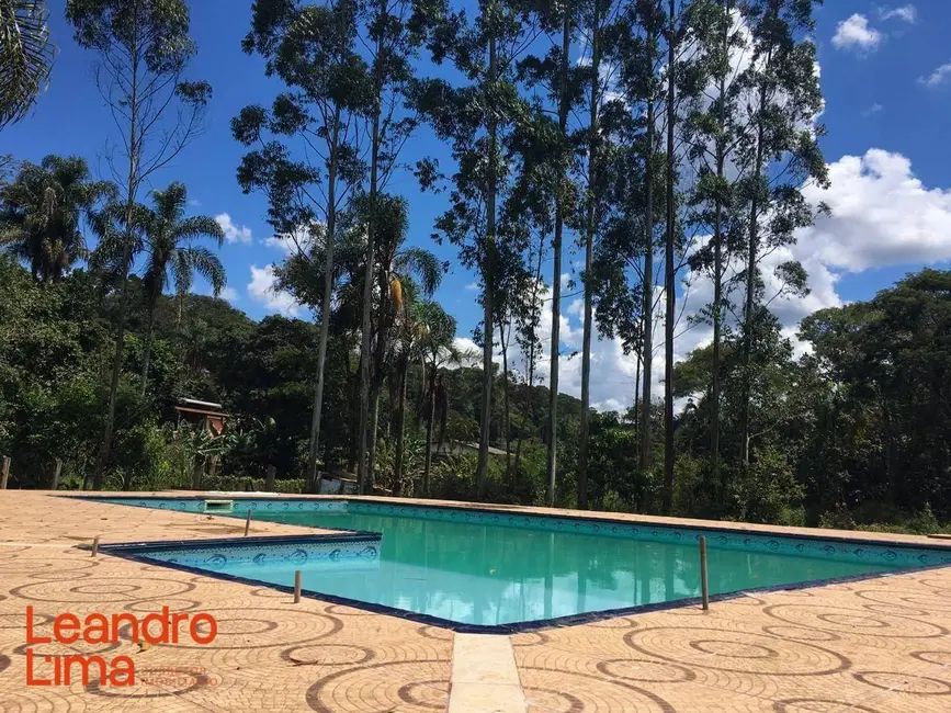 Chácara com 1 quarto à venda, 3500m2 em Jardim São João, Guarulhos - SP - imagem 2 Foto 2 de Chácara com 1 quarto à venda, 3500m2 em Jardim São João, Guarulhos - SP