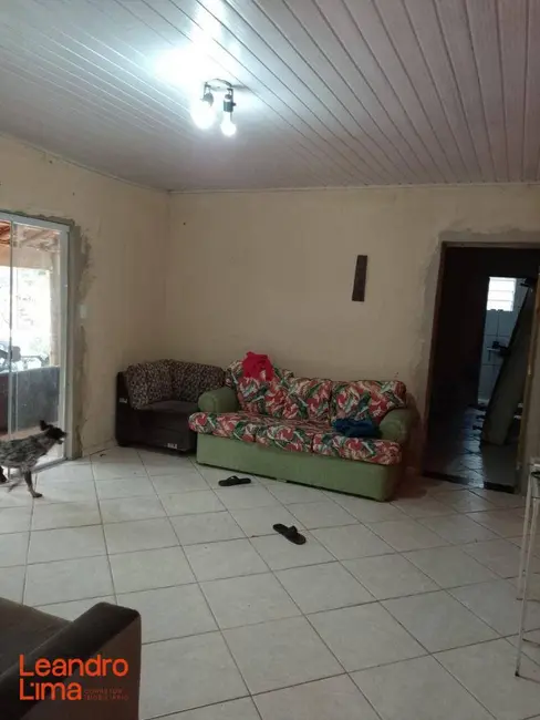 Chácara com 1 quarto à venda, 3500m2 em Jardim São João, Guarulhos - SP - imagem 6 Foto 6 de Chácara com 1 quarto à venda, 3500m2 em Jardim São João, Guarulhos - SP