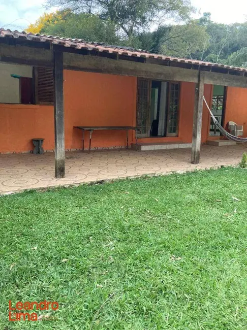 Chácara com 1 quarto à venda, 3500m2 em Jardim São João, Guarulhos - SP - imagem 5 Foto 5 de Chácara com 1 quarto à venda, 3500m2 em Jardim São João, Guarulhos - SP