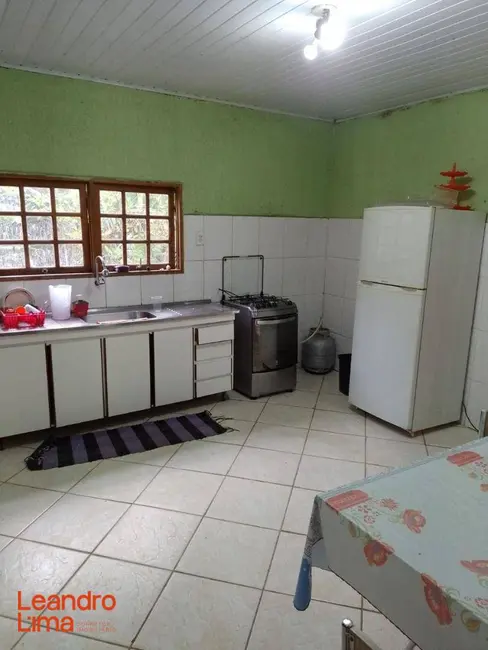 Chácara com 1 quarto à venda, 3500m2 em Jardim São João, Guarulhos - SP - imagem 7 Foto 7 de Chácara com 1 quarto à venda, 3500m2 em Jardim São João, Guarulhos - SP