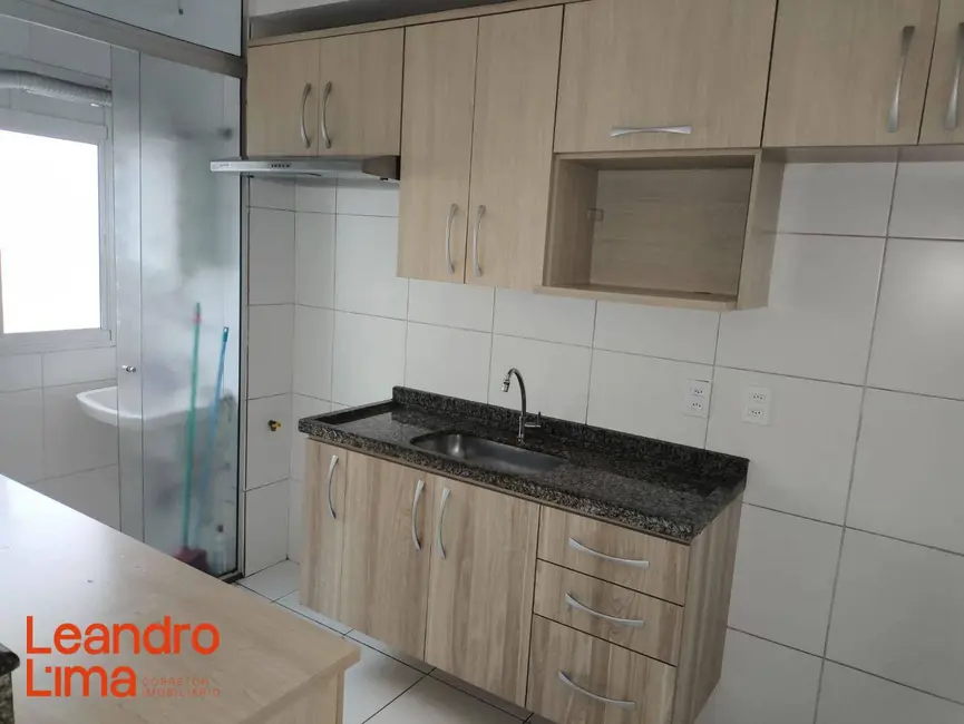 Foto 3 de Apartamento com 2 quartos à venda, 43m2 em Cocaia, Guarulhos - SP