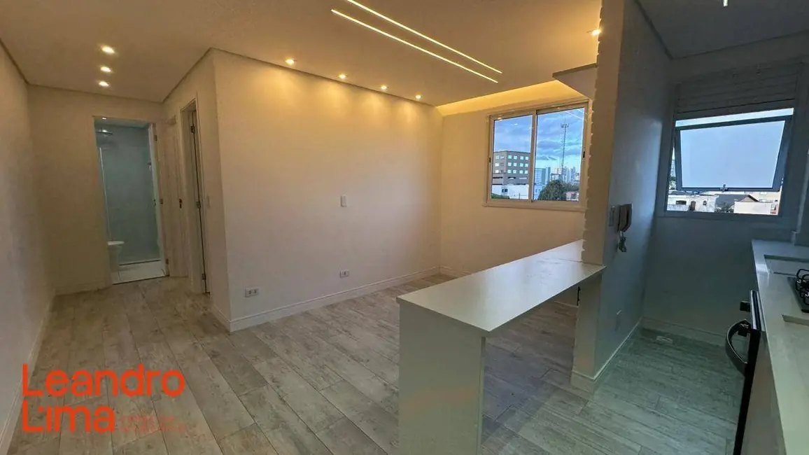 Foto 1 de Apartamento com 2 quartos para alugar, 38m2 em Vila Galvão, Guarulhos - SP