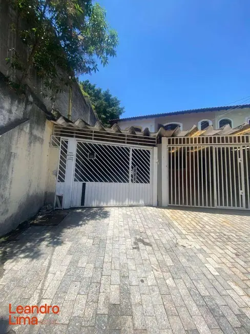 Foto 1 de Casa com 3 quartos à venda, 200m2 em Jardim Santa Mena, Guarulhos - SP