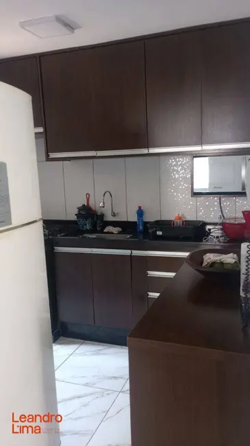 Foto 2 de Apartamento com 2 quartos à venda, 49m2 em Guarulhos - SP