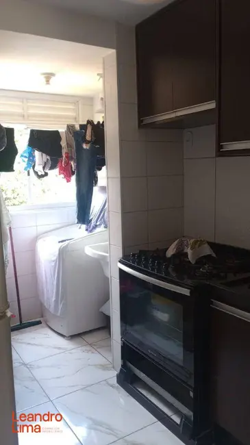 Foto 3 de Apartamento com 2 quartos à venda, 49m2 em Guarulhos - SP