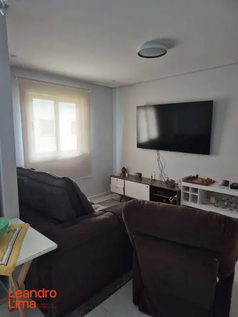 Foto 2 de Apartamento com 2 quartos à venda, 53m2 em Vila Zamataro, Guarulhos - SP