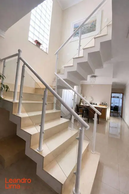 Foto 1 de Casa com 3 quartos à venda, 125m2 em Jardim Adriana, Guarulhos - SP