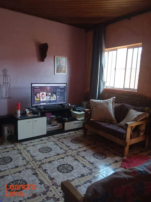 Casa com 2 quartos à venda, 126m2 em Jardim Monte Carmelo, Guarulhos - SP - imagem 3 Foto 3 de Casa com 2 quartos à venda, 126m2 em Jardim Monte Carmelo, Guarulhos - SP