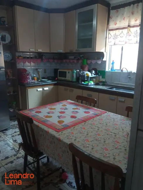 Casa com 2 quartos à venda, 126m2 em Jardim Monte Carmelo, Guarulhos - SP - imagem 5 Foto 5 de Casa com 2 quartos à venda, 126m2 em Jardim Monte Carmelo, Guarulhos - SP