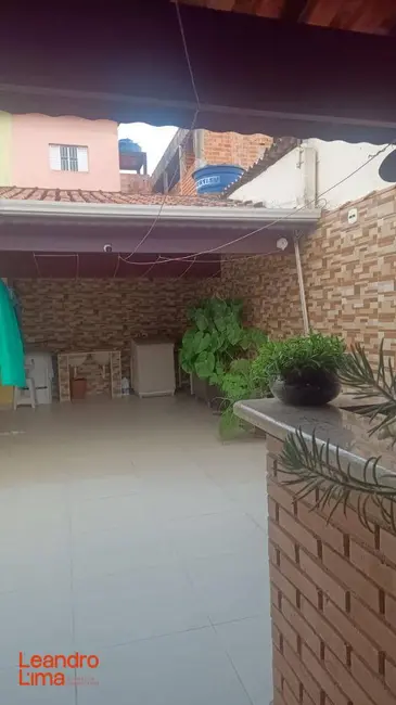 Casa com 3 quartos à venda, 153m2 em Jardim América, Guarulhos - SP - imagem 2 Foto 2 de Casa com 3 quartos à venda, 153m2 em Jardim América, Guarulhos - SP