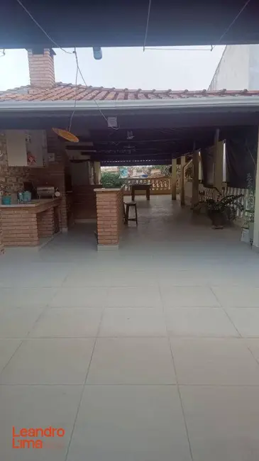 Casa com 3 quartos à venda, 153m2 em Jardim América, Guarulhos - SP - imagem 1 Foto 1 de Casa com 3 quartos à venda, 153m2 em Jardim América, Guarulhos - SP