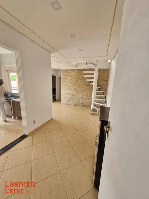 Apartamento com 3 quartos à venda, 152m2 em Jardim Valéria, Guarulhos - SP - imagem 4 Foto 4 de Apartamento com 3 quartos à venda, 152m2 em Jardim Valéria, Guarulhos - SP