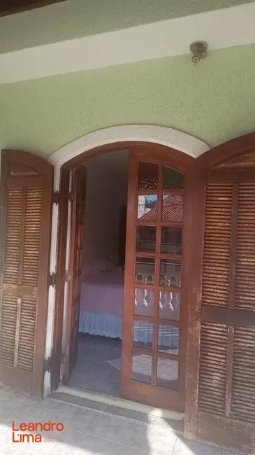 Casa com 2 quartos à venda, 250m2 em Jardim Rosa de Franca, Guarulhos - SP - imagem 7 Foto 7 de Casa com 2 quartos à venda, 250m2 em Jardim Rosa de Franca, Guarulhos - SP