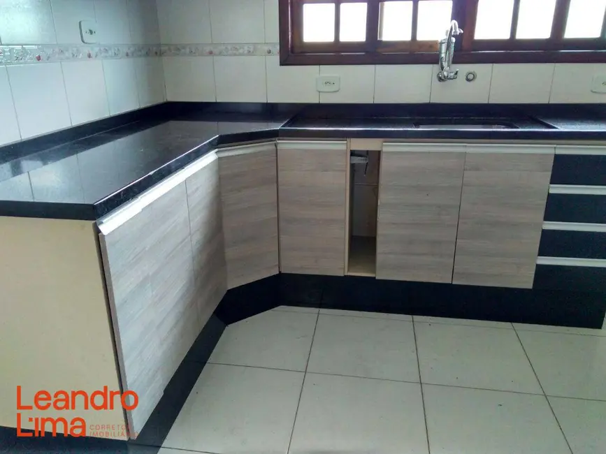 Foto 2 de Casa com 2 quartos à venda, 125m2 em Parque Continental II, Guarulhos - SP