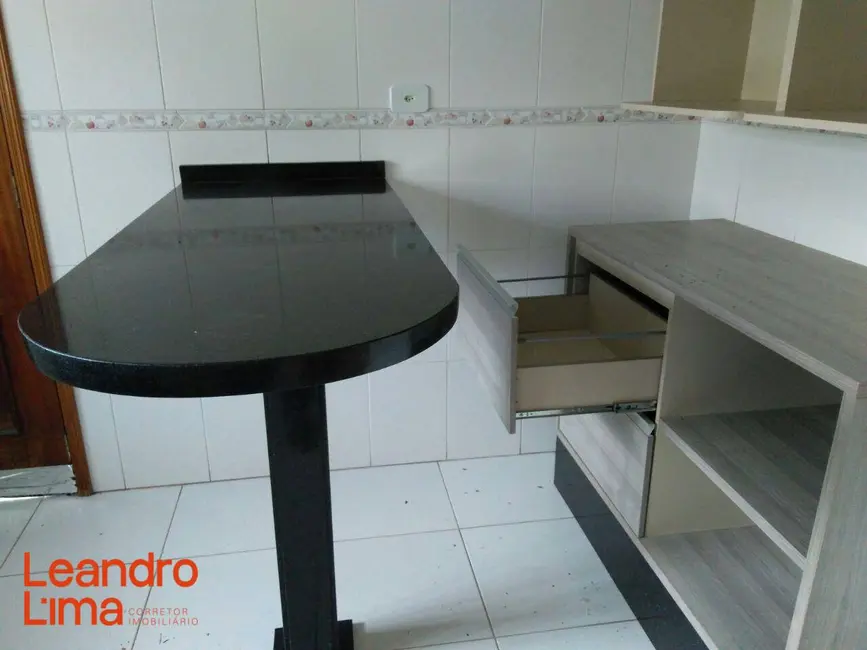 Foto 3 de Casa com 2 quartos à venda, 125m2 em Parque Continental II, Guarulhos - SP