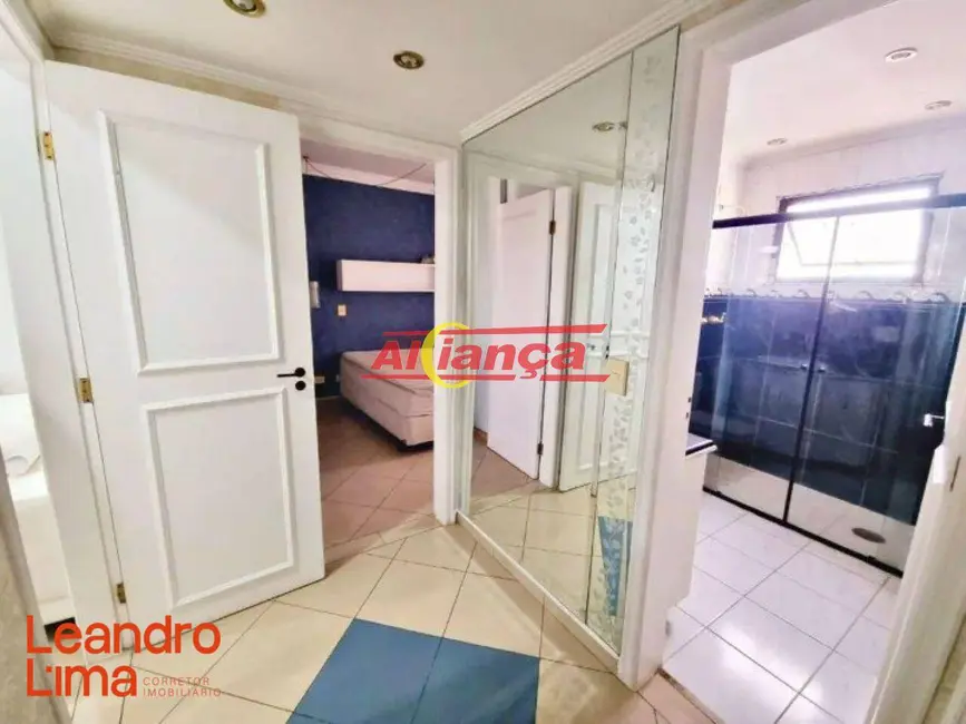 Foto 7 de Apartamento com 3 quartos para alugar, 134m2 em Vila Galvão, Guarulhos - SP