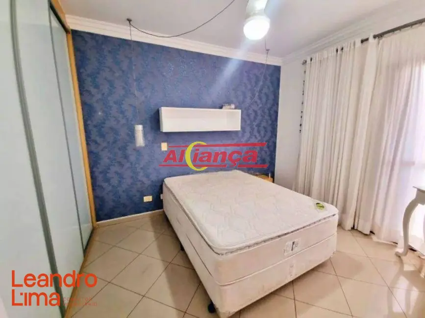 Foto 8 de Apartamento com 3 quartos para alugar, 134m2 em Vila Galvão, Guarulhos - SP