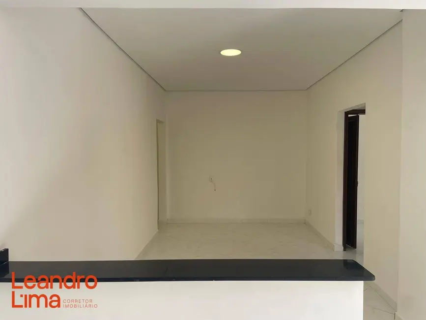Foto 6 de Casa com 3 quartos à venda, 127m2 em Vila Augusta, Guarulhos - SP