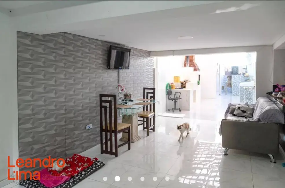 Foto 2 de Casa com 2 quartos para alugar, 150m2 em Vila Iris, Guarulhos - SP