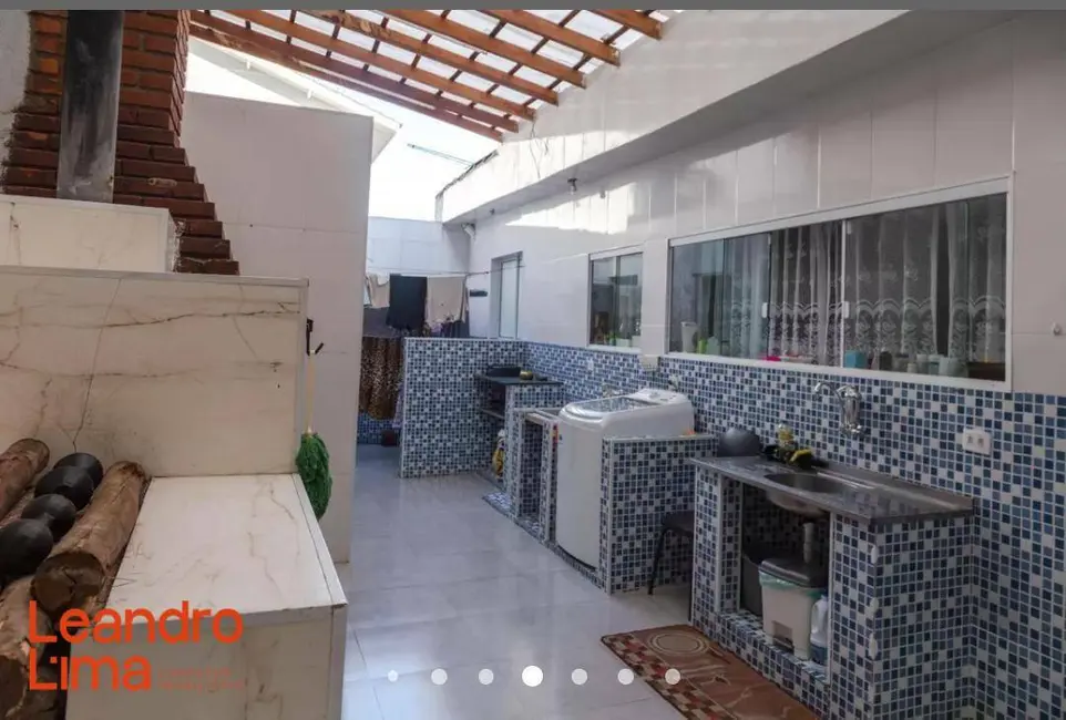 Foto 6 de Casa com 2 quartos para alugar, 150m2 em Vila Iris, Guarulhos - SP