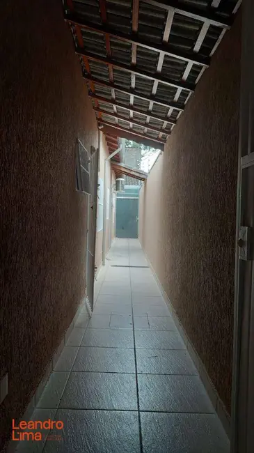 Foto 2 de Casa com 2 quartos à venda, 125m2 em Cidade Seródio, Guarulhos - SP