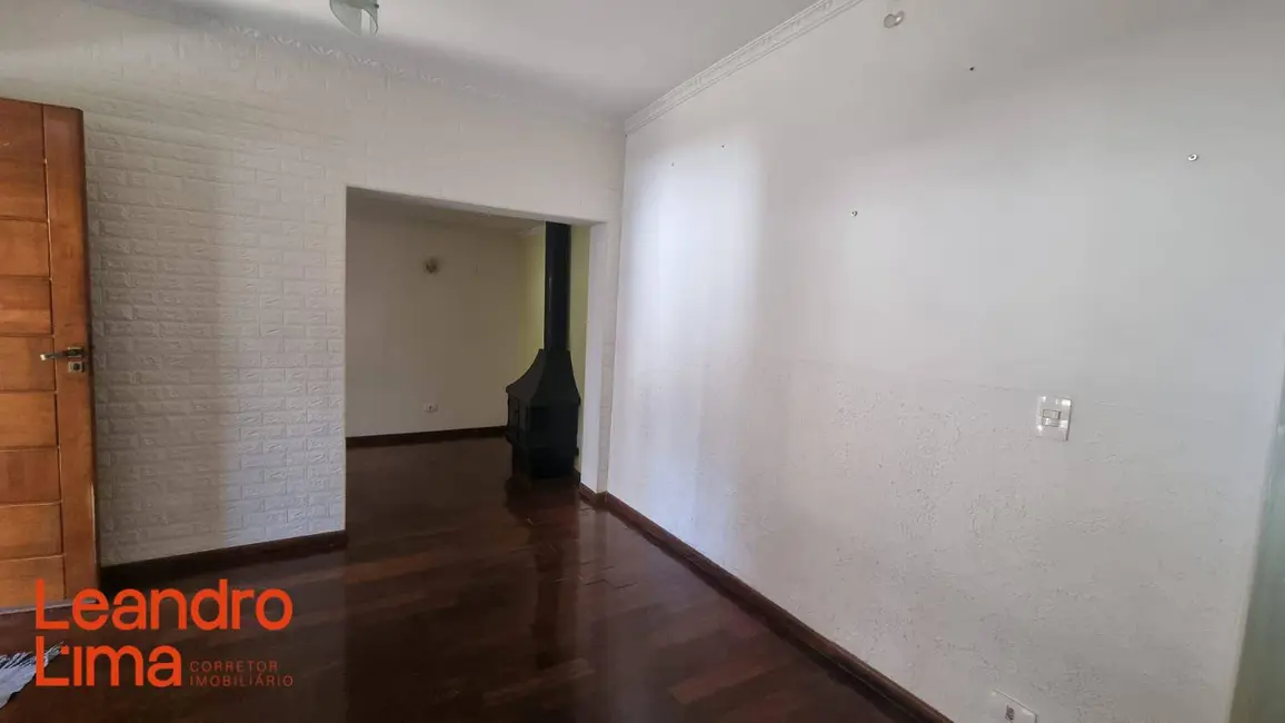 Foto 6 de Casa com 3 quartos para alugar, 170m2 em Cidade Maia, Guarulhos - SP