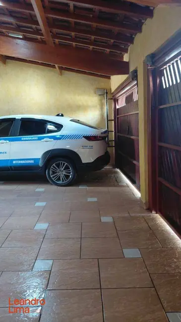 Foto 2 de Casa com 3 quartos à venda, 200m2 em Jardim Santa Beatriz, Guarulhos - SP