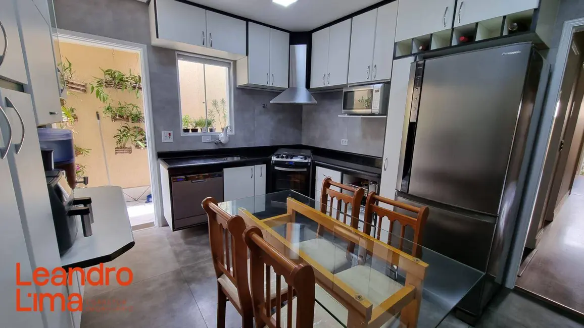 Foto 6 de Casa com 3 quartos à venda, 148m2 em Vila Maria Luiza, Guarulhos - SP
