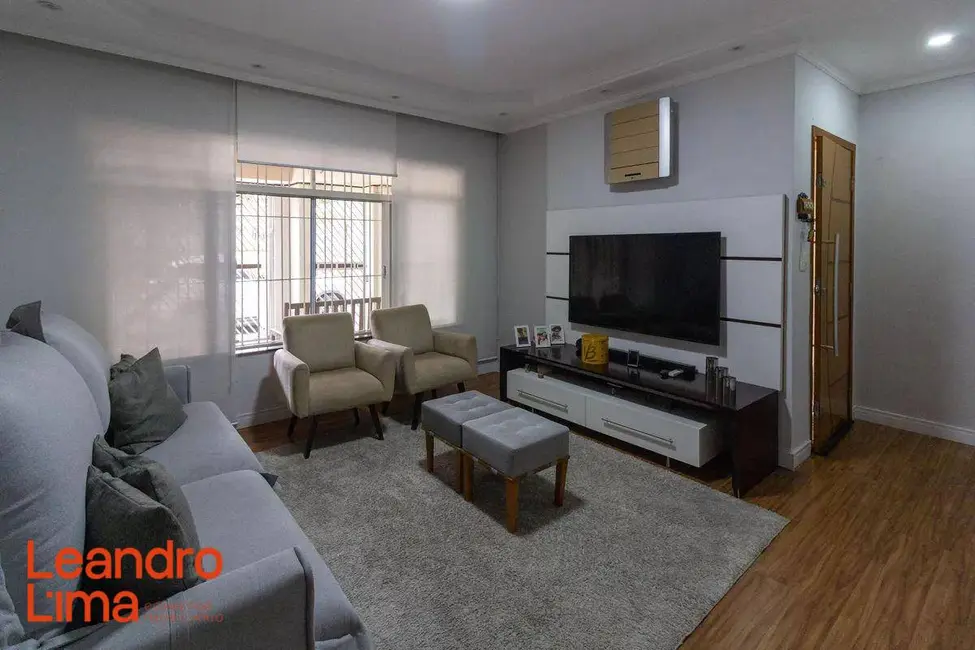 Foto 2 de Casa com 2 quartos para alugar, 270m2 em Vila Galvão, Guarulhos - SP