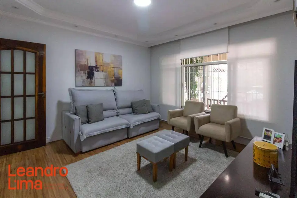 Foto 1 de Casa com 2 quartos para alugar, 270m2 em Vila Galvão, Guarulhos - SP