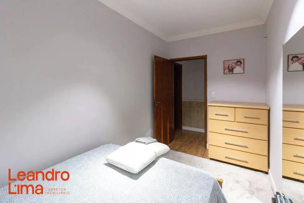 Foto 9 de Casa com 2 quartos para alugar, 270m2 em Vila Galvão, Guarulhos - SP