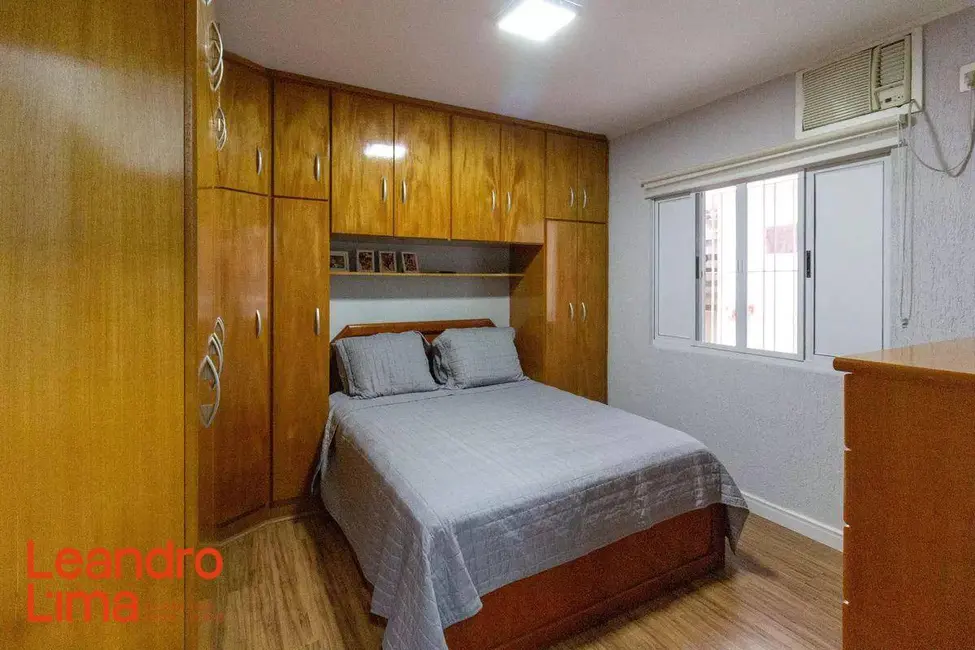 Foto 7 de Casa com 2 quartos para alugar, 270m2 em Vila Galvão, Guarulhos - SP