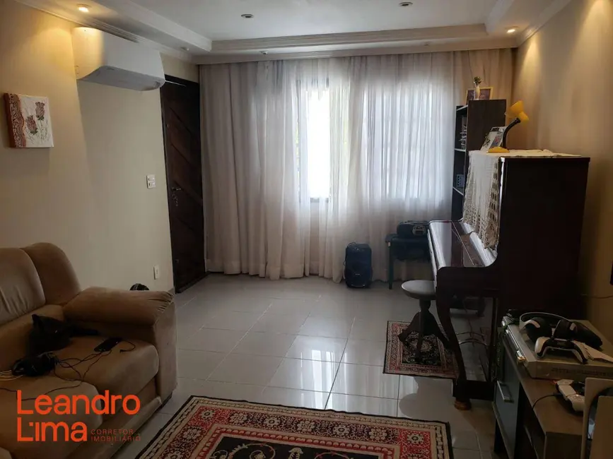 Casa com 3 quartos à venda, 135m2 em Jardim Bela Vista, Guarulhos - SP - imagem 9 Foto 9 de Casa com 3 quartos à venda, 135m2 em Jardim Bela Vista, Guarulhos - SP