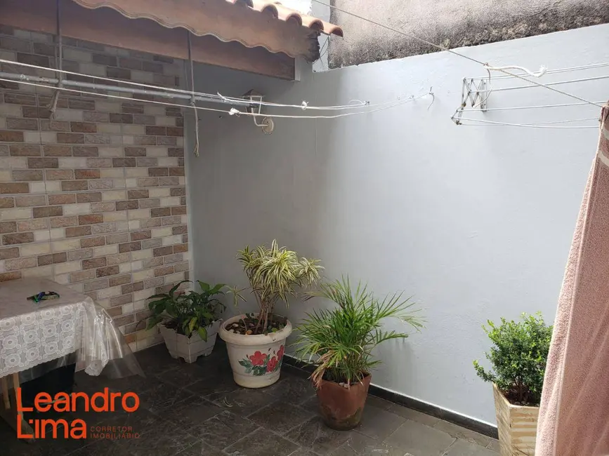 Casa com 3 quartos à venda, 135m2 em Jardim Bela Vista, Guarulhos - SP - imagem 3 Foto 3 de Casa com 3 quartos à venda, 135m2 em Jardim Bela Vista, Guarulhos - SP