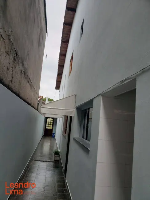 Casa com 3 quartos à venda, 135m2 em Jardim Bela Vista, Guarulhos - SP - imagem 6 Foto 6 de Casa com 3 quartos à venda, 135m2 em Jardim Bela Vista, Guarulhos - SP