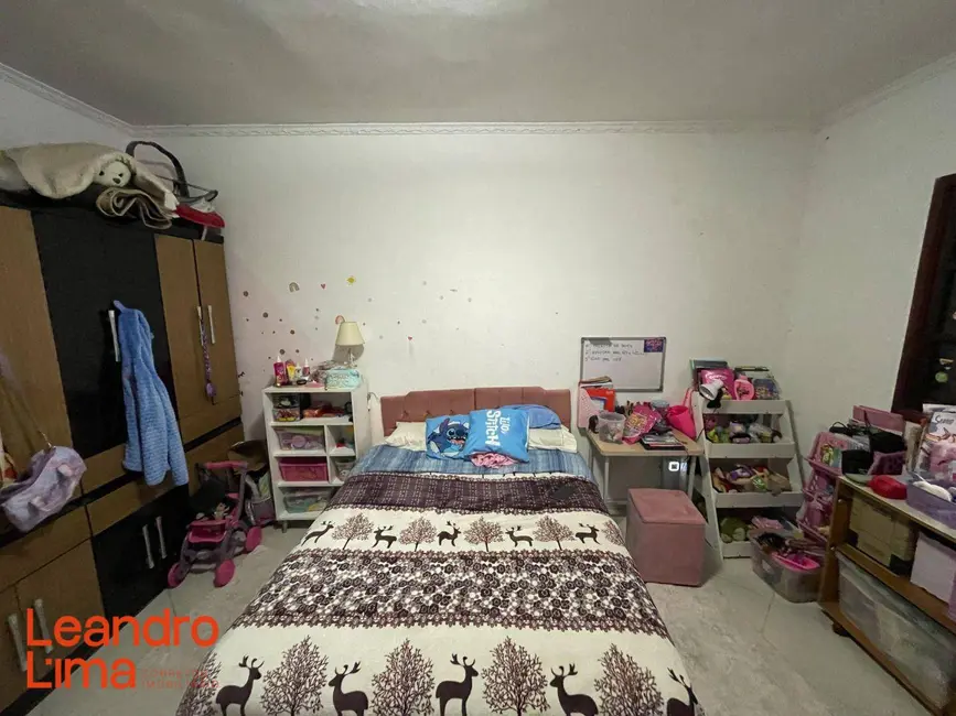 Casa com 2 quartos para alugar, 150m2 em Jardim Munhoz, Guarulhos - SP - imagem 9 Foto 9 de Casa com 2 quartos para alugar, 150m2 em Jardim Munhoz, Guarulhos - SP