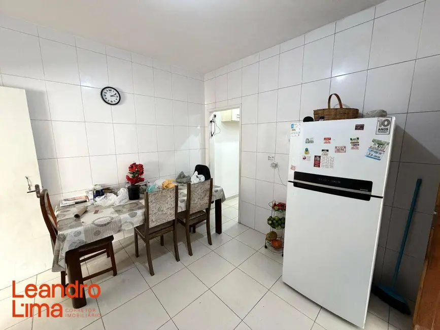 Foto 5 de Casa com 3 quartos para alugar, 110m2 em Vila Zamataro, Guarulhos - SP