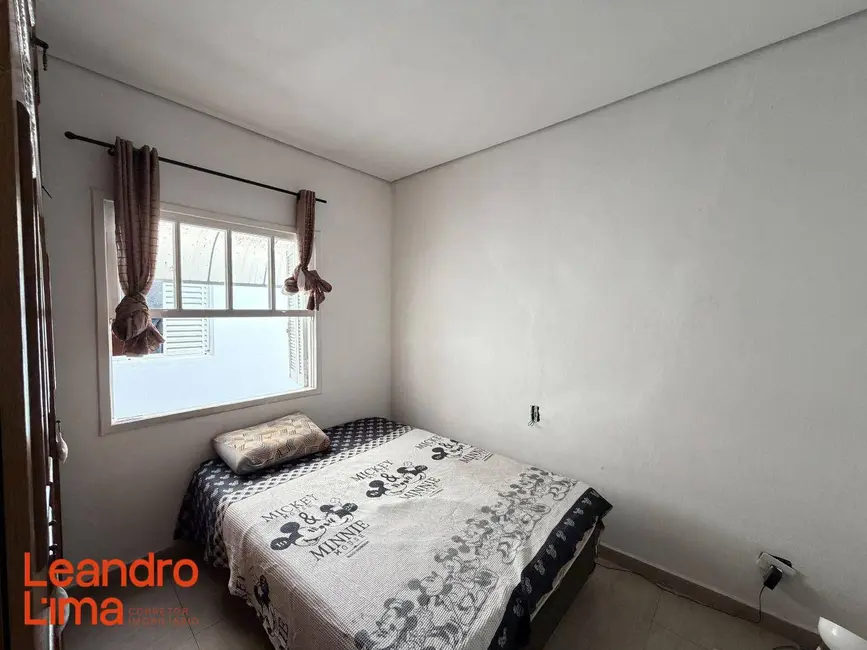 Foto 6 de Casa com 3 quartos para alugar, 110m2 em Vila Zamataro, Guarulhos - SP