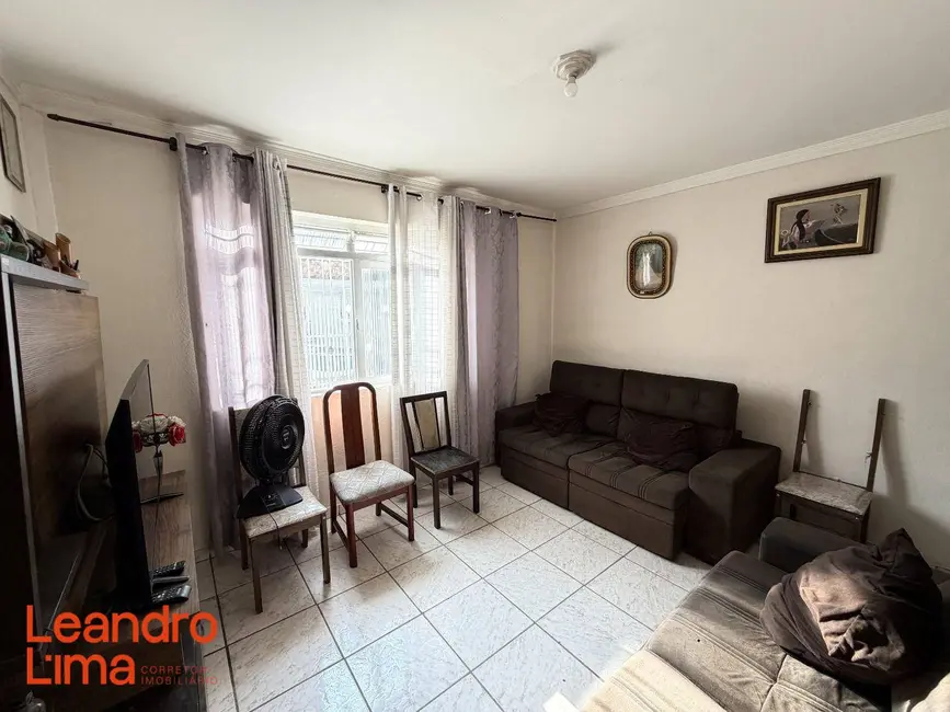 Foto 2 de Casa com 3 quartos para alugar, 110m2 em Vila Zamataro, Guarulhos - SP