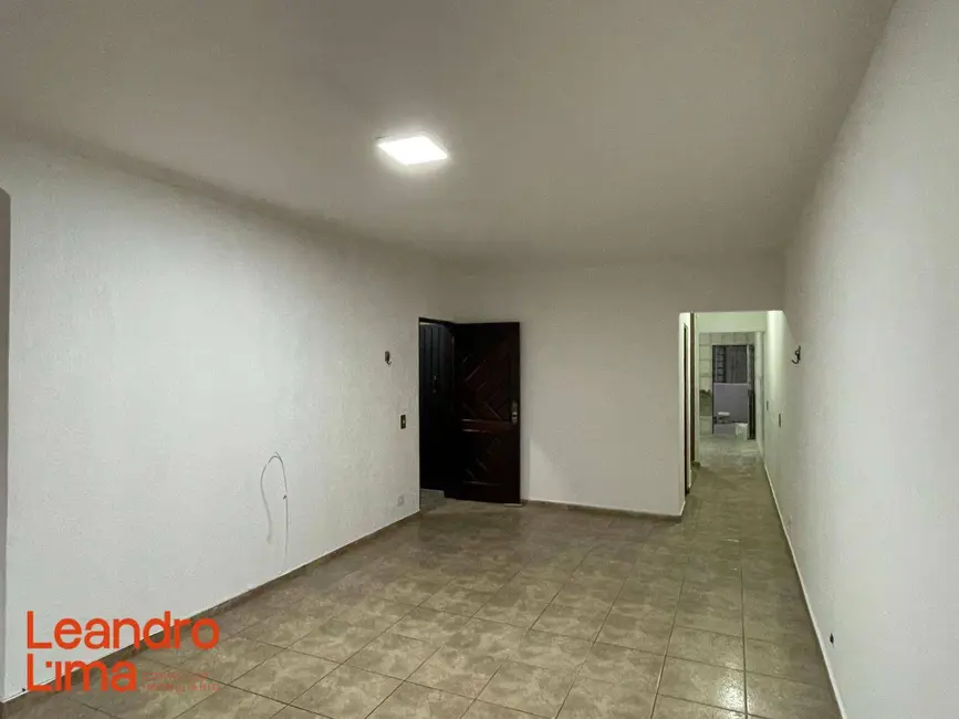 Foto 5 de Casa com 3 quartos para alugar, 125m2 em Jardim Rosa de Franca, Guarulhos - SP