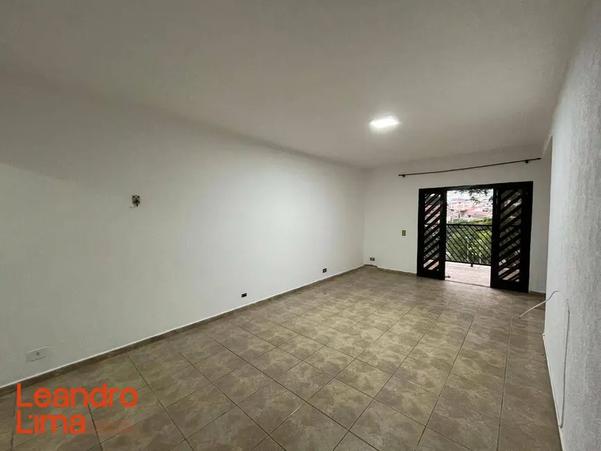 Foto 2 de Casa com 3 quartos para alugar, 125m2 em Jardim Rosa de Franca, Guarulhos - SP