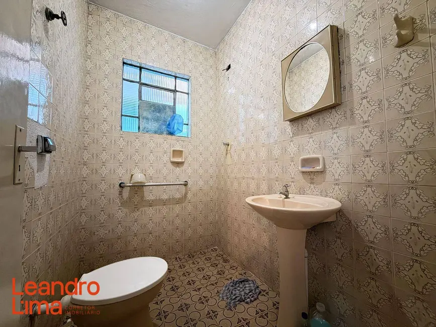 Casa com 2 quartos à venda, 186m2 em Jardim Divinolândia, Guarulhos - SP - imagem 6 Foto 6 de Casa com 2 quartos à venda, 186m2 em Jardim Divinolândia, Guarulhos - SP