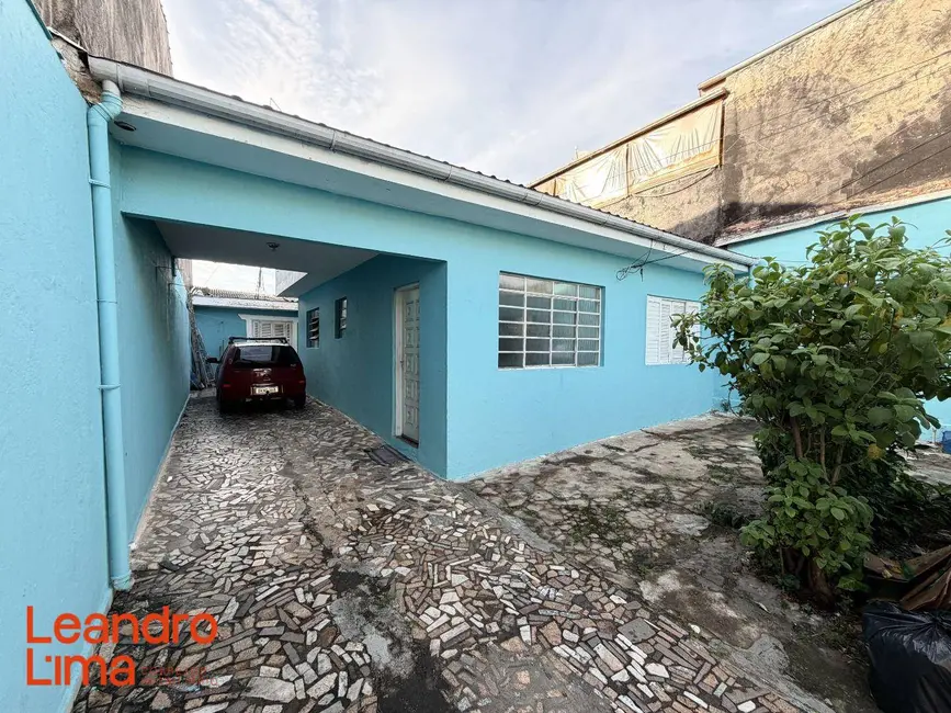Casa com 2 quartos à venda, 186m2 em Jardim Divinolândia, Guarulhos - SP - imagem 1 Foto 1 de Casa com 2 quartos à venda, 186m2 em Jardim Divinolândia, Guarulhos - SP