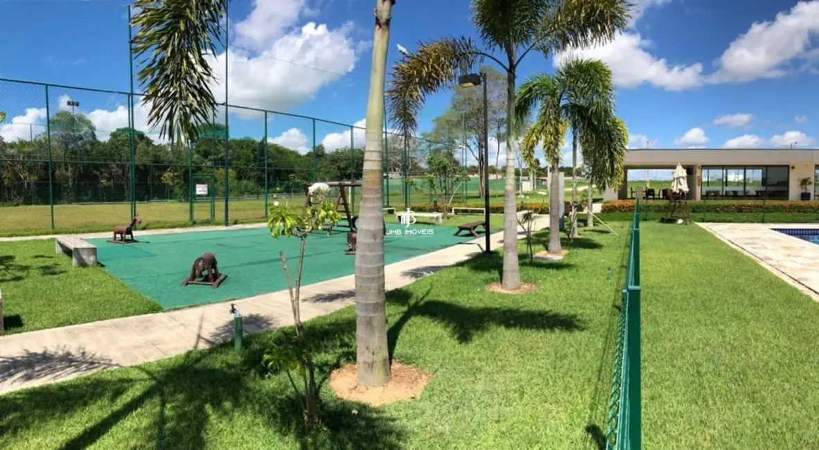 Foto 4 de Terreno / Lote à venda, 351m2 em Eusebio - CE