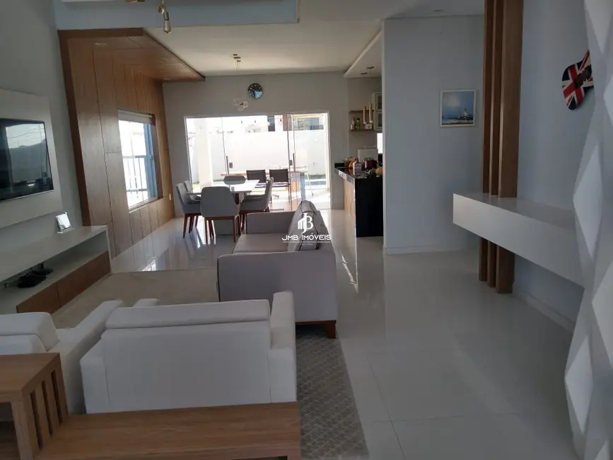 Foto 4 de Casa de Condomínio com 4 quartos à venda, 244m2 em Eusebio - CE