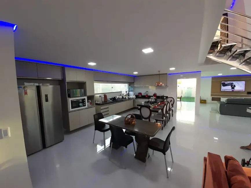 Foto 7 de Casa de Condomínio com 6 quartos à venda, 322m2 em Eusebio - CE