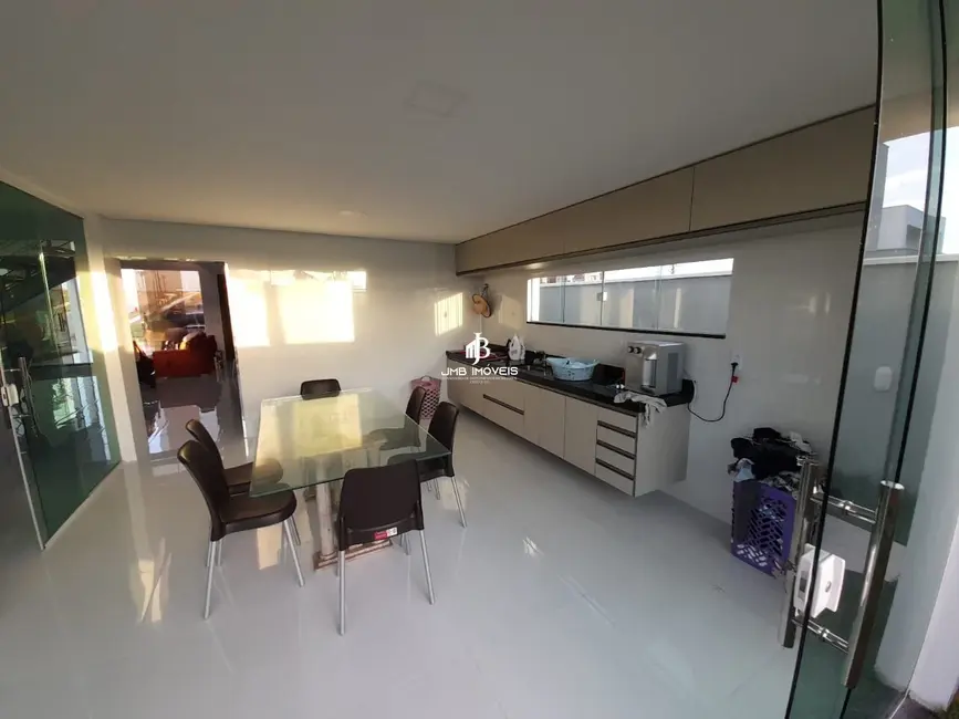 Foto 5 de Casa de Condomínio com 6 quartos à venda, 322m2 em Eusebio - CE